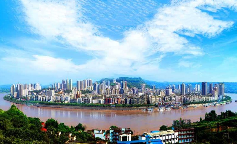 重庆网站建设市场动态:机遇与挑战并存